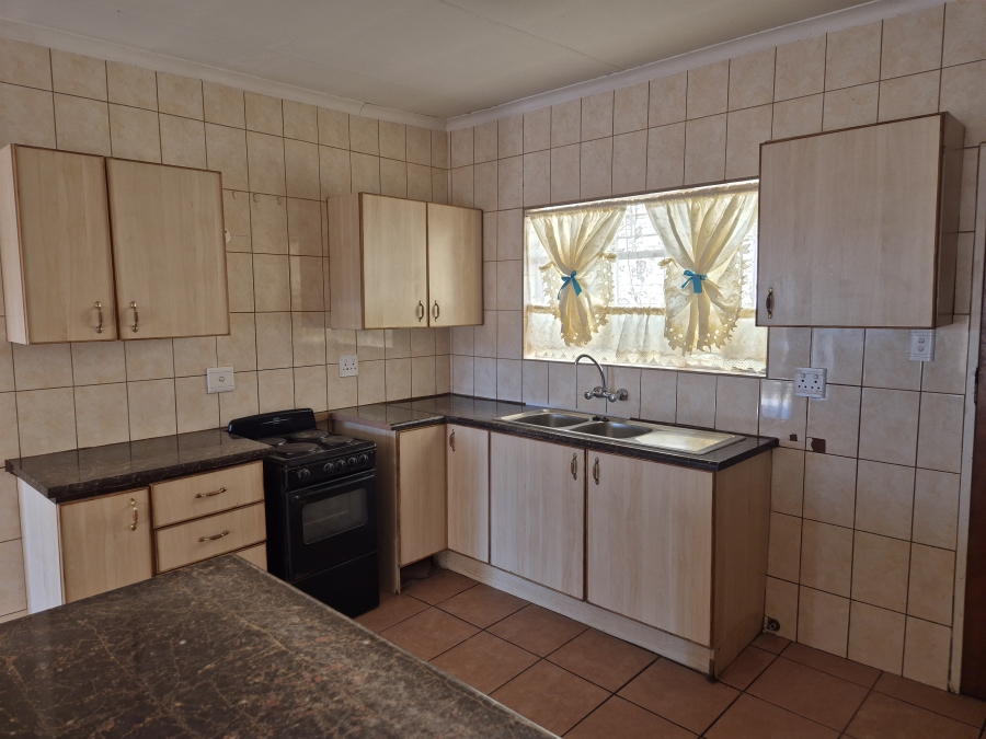 2 Bedroom Property for Sale in Songloed North West